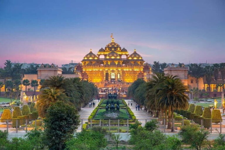 Delhi: Akshardham light & fountain show (Evening show) - Who Will Love This Tour?
