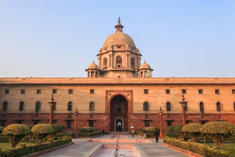 Delhi: Full-Day New & Old Delhi Tour with German Guide - Why This Tour Delivers Good Value