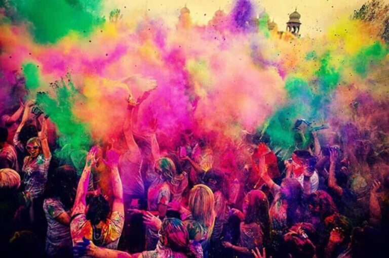 Delhi: Holi Festivities & Delhi Sightseeing (3rd & 4th Mar) - Who Should Consider This Tour?
