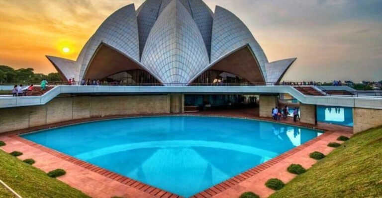 Delhi: Private Delhi Spiritual Sightseeing Tour By Car - Itinerary Breakdown: A Step-by-Step Journey