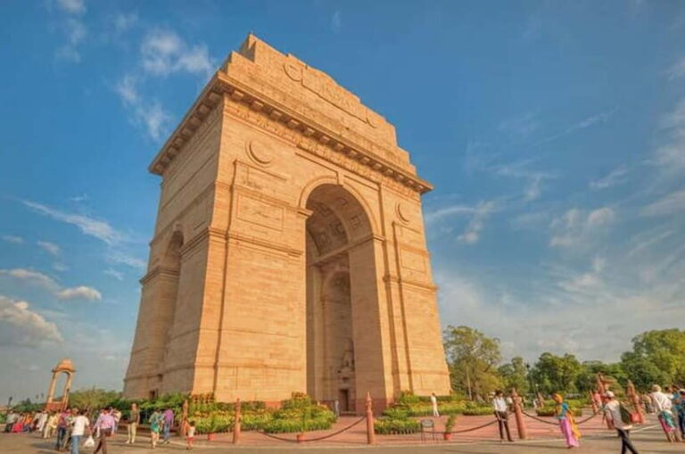Delhi: Private Old and New Delhi full-day City Tour by Car - What Travelers Say