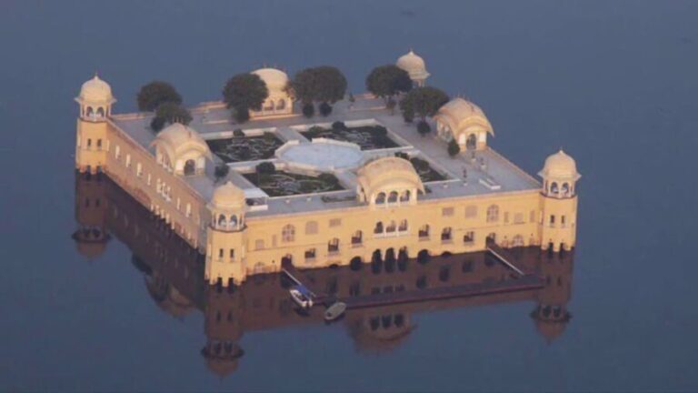 Delhi: Privet 3 Day Golden Triangle Delhi Agra Jaipur Tour - Day 3: Jaipur — The Pink City’s Charms