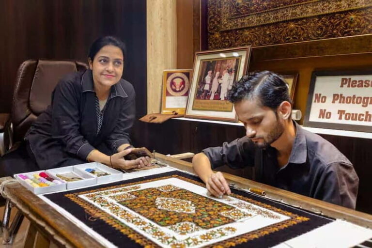 Delhi: Textile Trail Tour with Artisan Interaction - The Potential Drawbacks