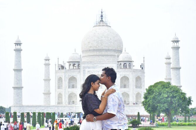 Delhi to Agra Heritage Tour Taj Mahal Agra Fort and Akbar Tomb - What’s Included and What’s Not