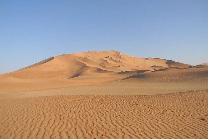 Desert Safari in the Rub al Khali - The Incense Valley: A Fragrant Introduction