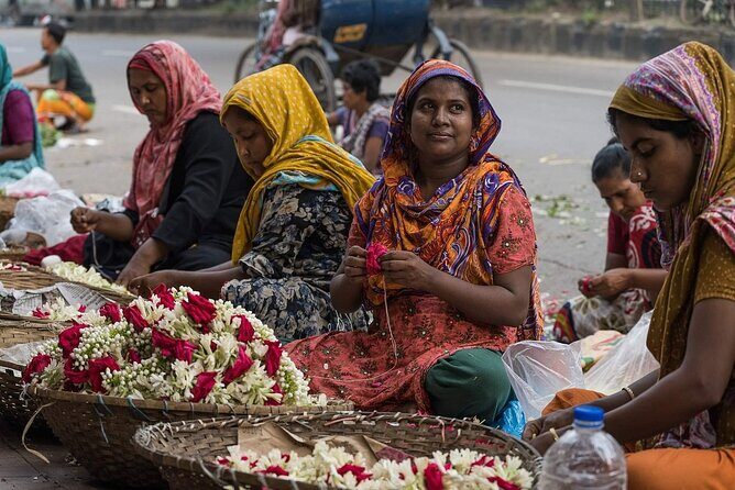 Dhaka Photography Tour : Private Street Photography Tour in Dhaka - Food, Water, and Flexibility