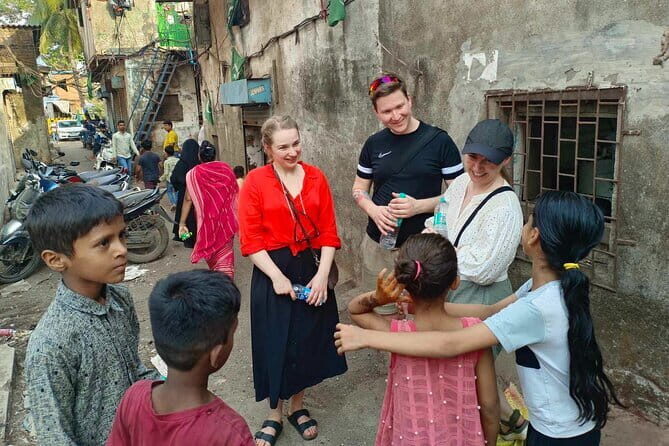Dharavi Slum Tour - See the real Slum with a Local Guide - Authentic Encounters and Real Insights