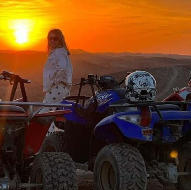 Dinner show in agafay Desert 1h quad bike & 20 min camels - What Makes This Tour Stand Out?