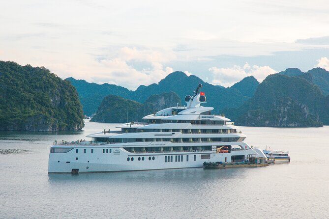 Discover Ha Long Bay in 2 Days and 1 Night Cruise Experience - The Value of This Tour