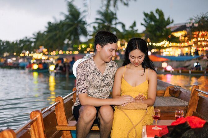 Discover Hoi An by Bamboo Basket and Lantern Boat - The Experience in Detail