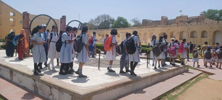 Discover Jaipur with a Private Car Tour - Practical Details and What to Expect