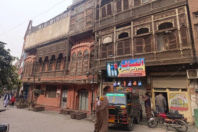 Discover Peshawar Full Day Guided Tour from Islamabad - What Makes This Tour Stand Out?