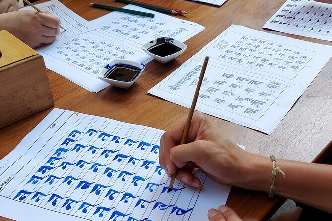 Discover Ranjana Lipi the Traditional Newari Script - The Atmosphere and Group Size