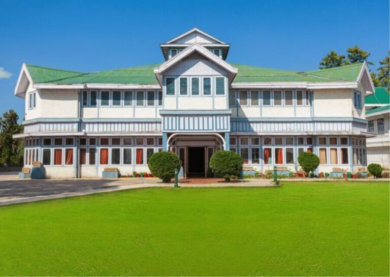 Discover the Colonial Trails of Shimla- Guided Walking Tour - Discovering Shimla’s Cultural and Natural Highlights