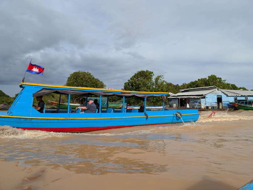 Discover the Enchantment of Chong Kneas Floating Village - In-Depth Breakdown of the Tour