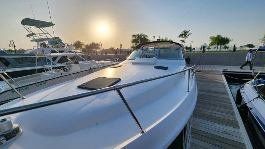 Doha: Luxury Boat Tour
