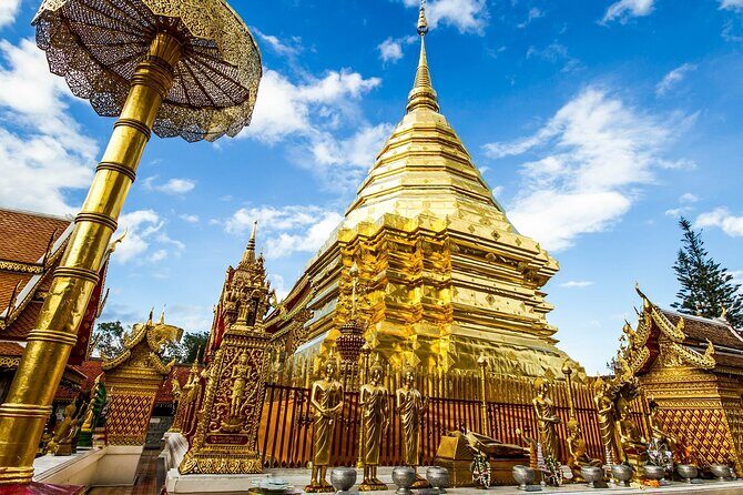 Doi Suthep and Wat Pha Lat Sunrise Tour (Small Group Only) - What’s Included and What Not