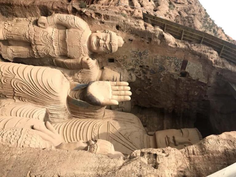 Dunhuang's Hidden Treasures: Yulin Grottoes n' Suoyang Ruins - What to Expect: A Day of History and Desert Beauty