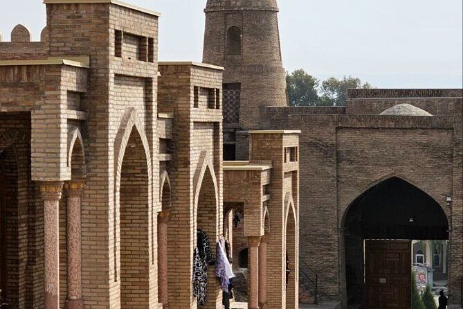 Dushanbe City Tour & Hissar Fortress - The Sum Up