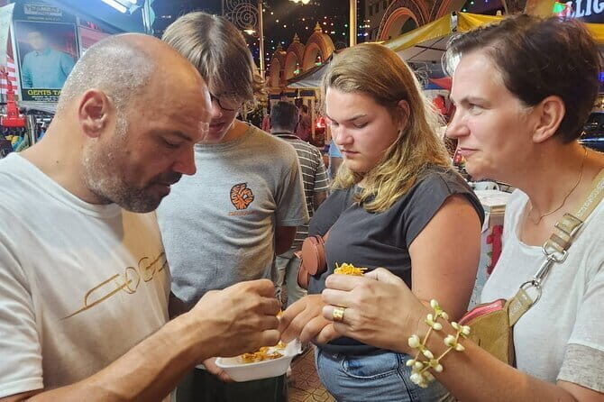 Eat Like a Local in Kuala Lumpur - Exploring the Itinerary: What You Can Expect