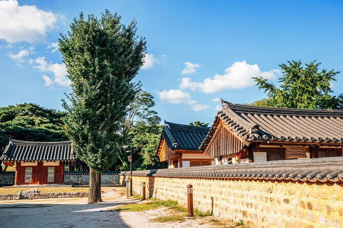 Echoes of Silla Gyeongju Historical Guided Day Tour from Busan - What Makes This Tour Stand Out?