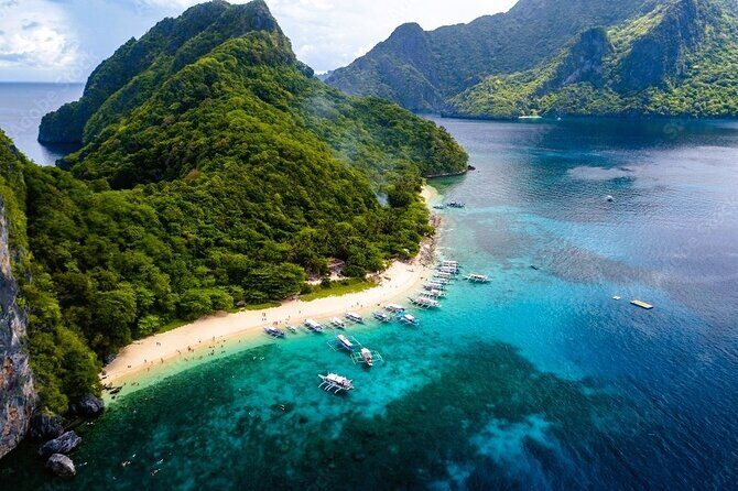 El Nido Full Day Tour C with Buffet Lunch - The Group Experience and Guides