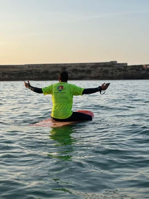 Essaouira: 1H eFoil Lesson with changing rooms & Hot showers - Included Features and Facilities