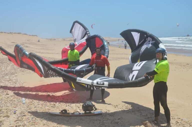 Essaouira: Kitesurf Lesson with changing rooms & Hot showers - Analyzing the Price and Value