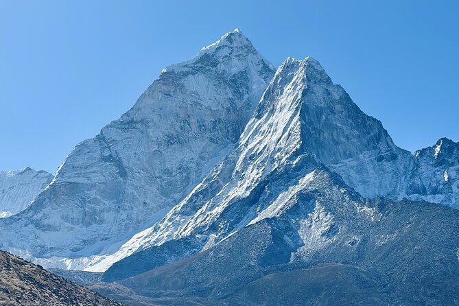 Everest Base Camp Trek for 14 days - Walking through Sherpa Villages and National Parks