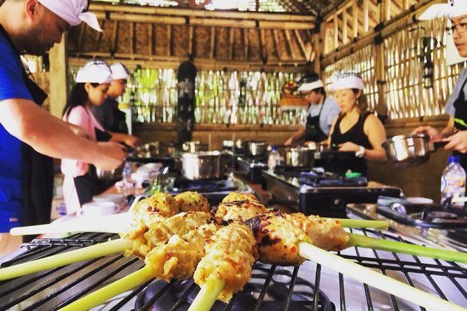 Exclusive Authentic Balinese Cooking Class at Family home - The Practicalities