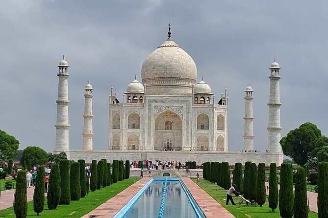 Exclusive Sunrise Taj Mahal Excursion from Delhi all Inclusive - The Experience of the Sites