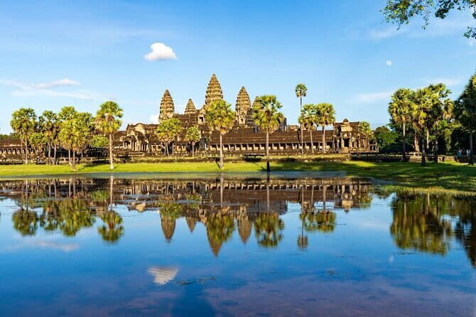 Explore Angkor Sunrise Spectacle a Full Day Temples Tour - Authentic Experiences Reported by Travelers