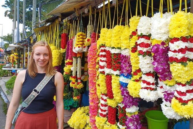 First Day : Arrival Transfer with Malaysia Countryside and Batu Caves Tour - The Value of the Experience