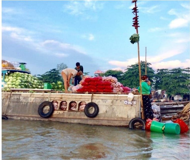 floating market boat trip everyday - Authentic Market Scenes and Daily Life