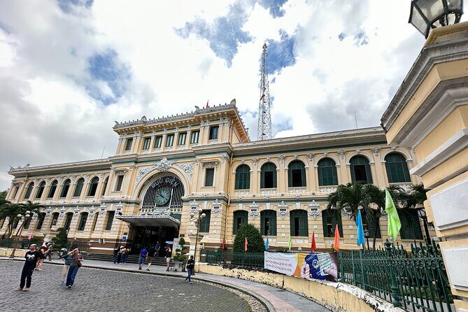 [Free E-sim] Half Day Guided Tour in Ho Chi Minh City - The Transportation & Group Dynamics