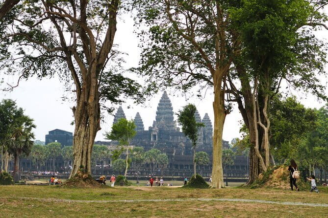 (Free eSim)Classic Angkor Wat Full Day with Sunrise Private Tour - What’s Included and What’s Not