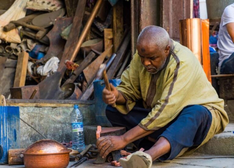 Free ticket entry to Fes leather tannery - Practical Details and What to Expect