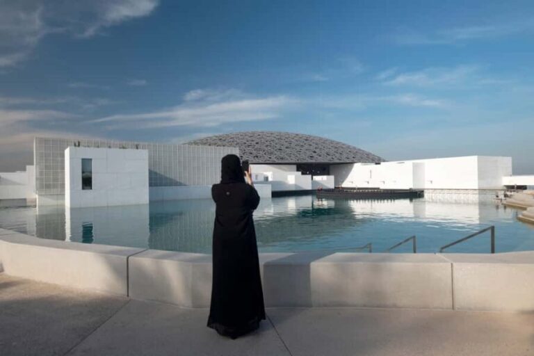 From Abu Dhabi: City Tour with Grand Mosque & Louvre Museum - Who Will Appreciate This Tour?