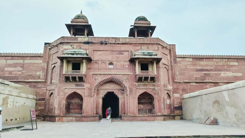 From Agra : Fatehpur Sikri Sightseeing by Private Car - Who Should Consider This Tour?