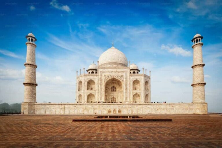 From Agra: Private Taj Mahal & Agra Fort Skip-The-Line Tour - What Makes This Tour Stand Out?