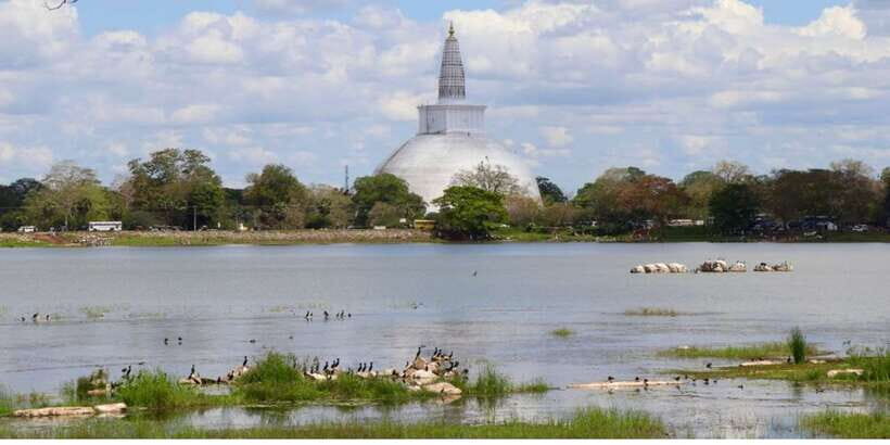 From Anuradhapura: Ancient City of Anuradhapura by Bike - Detailed Breakdown of the Itinerary