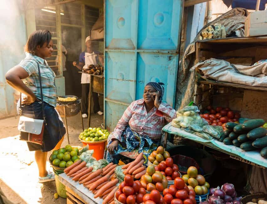 From Arusha: Guided City Tour with the best highlights - Transportation, Duration, and Group Size