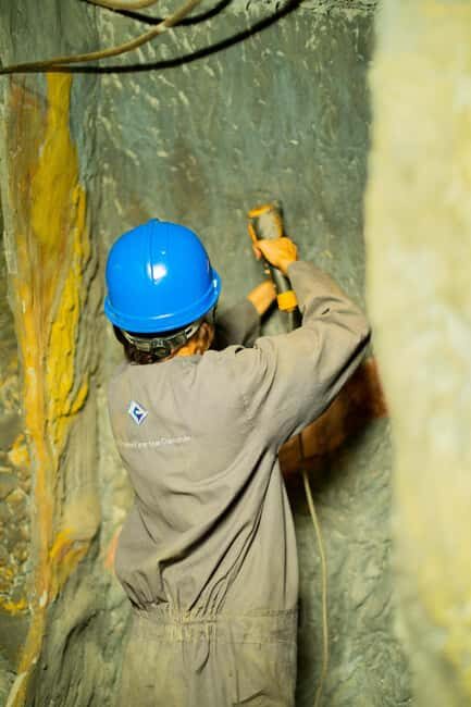 From Arusha : Tanzanite Arusha Museum Experience Guided Tour - FAQ