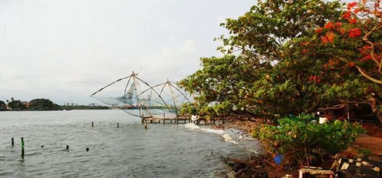 From Cochin: Fort Kochi and Mattancherry Sightseeing Tour - Authentic and Engaging Guides Make a Difference