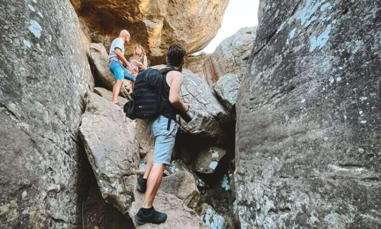 From Colombo: Dambulla and Pidurangala Rock climb Day Trip - Practical Details and Tips