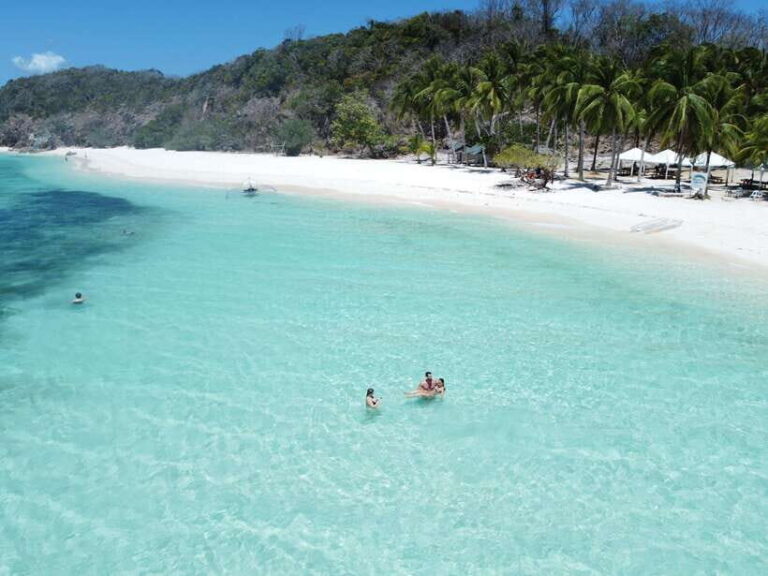 From Coron Town: Beaches and Islands Boat Tour with Lunch - What to Expect During the Tour