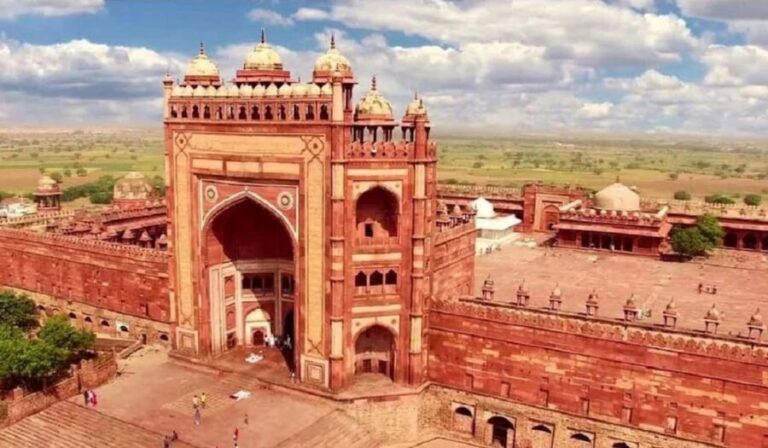 From Delhi: 2-Days Taj Mahal/Agra Tour with Fatehpur Sikari - What Makes This Tour Stand Out?