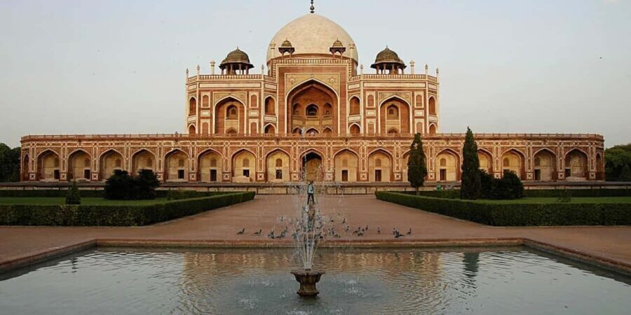 From Delhi: 5-Day Tiger Safari & Golden Triangle Tour - Day 1: Delhi — A City of Contrasts