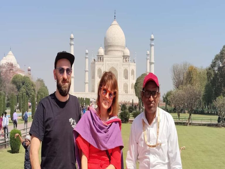 From Delhi: Agra Overnight Tour By Car with accommodation - What Makes This Tour Stand Out