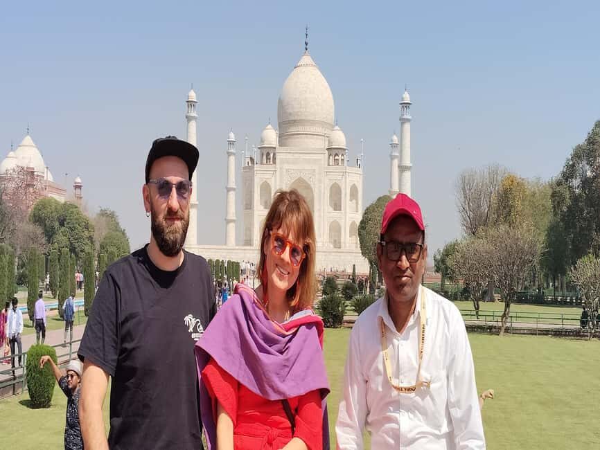 From Delhi: Agra Overnight Tour By Car with accommodation - What Makes This Tour Stand Out